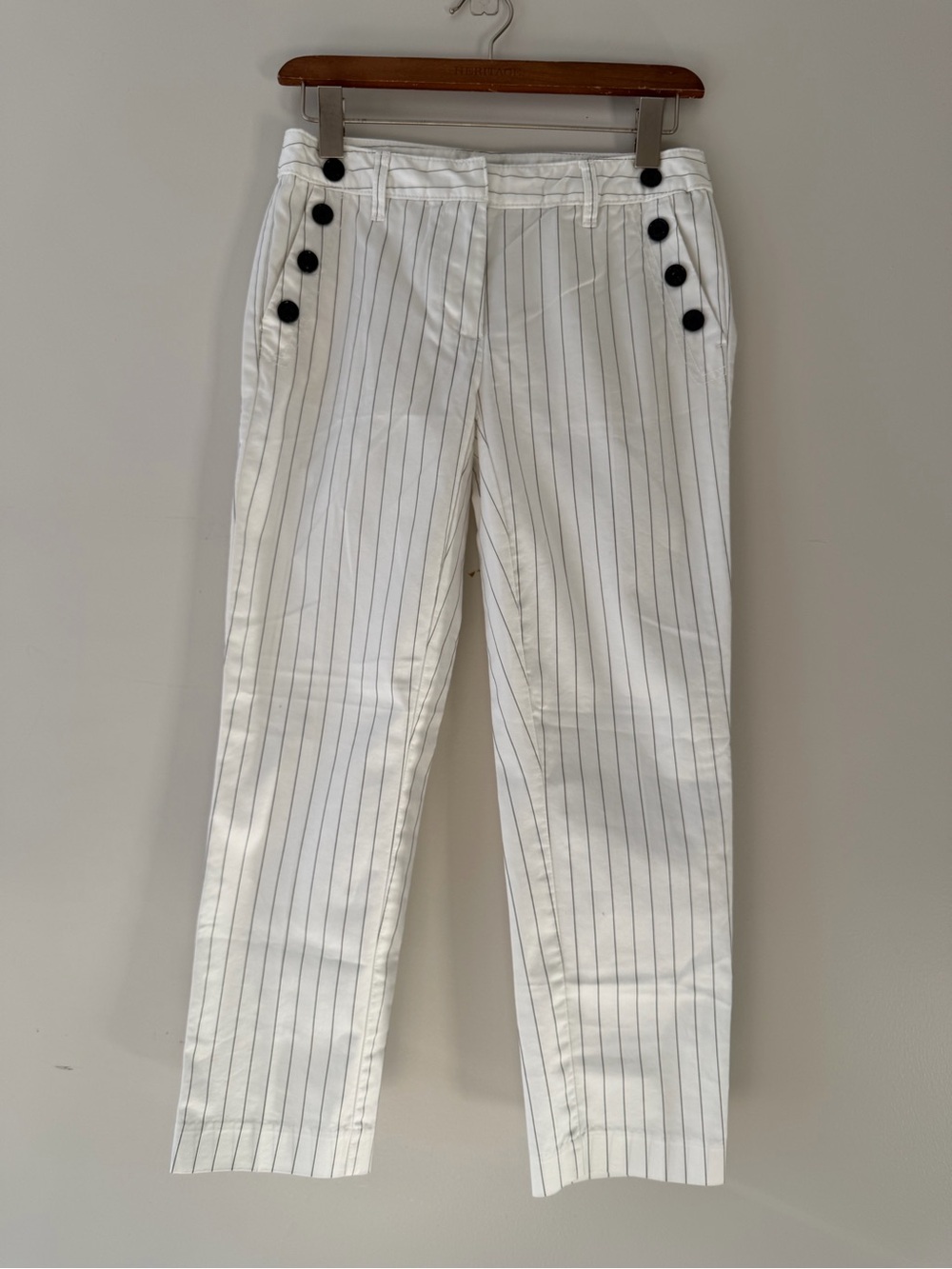 NWOT Tommy Hilfiger White striped Stretch slim Crop pants Women’s size 00